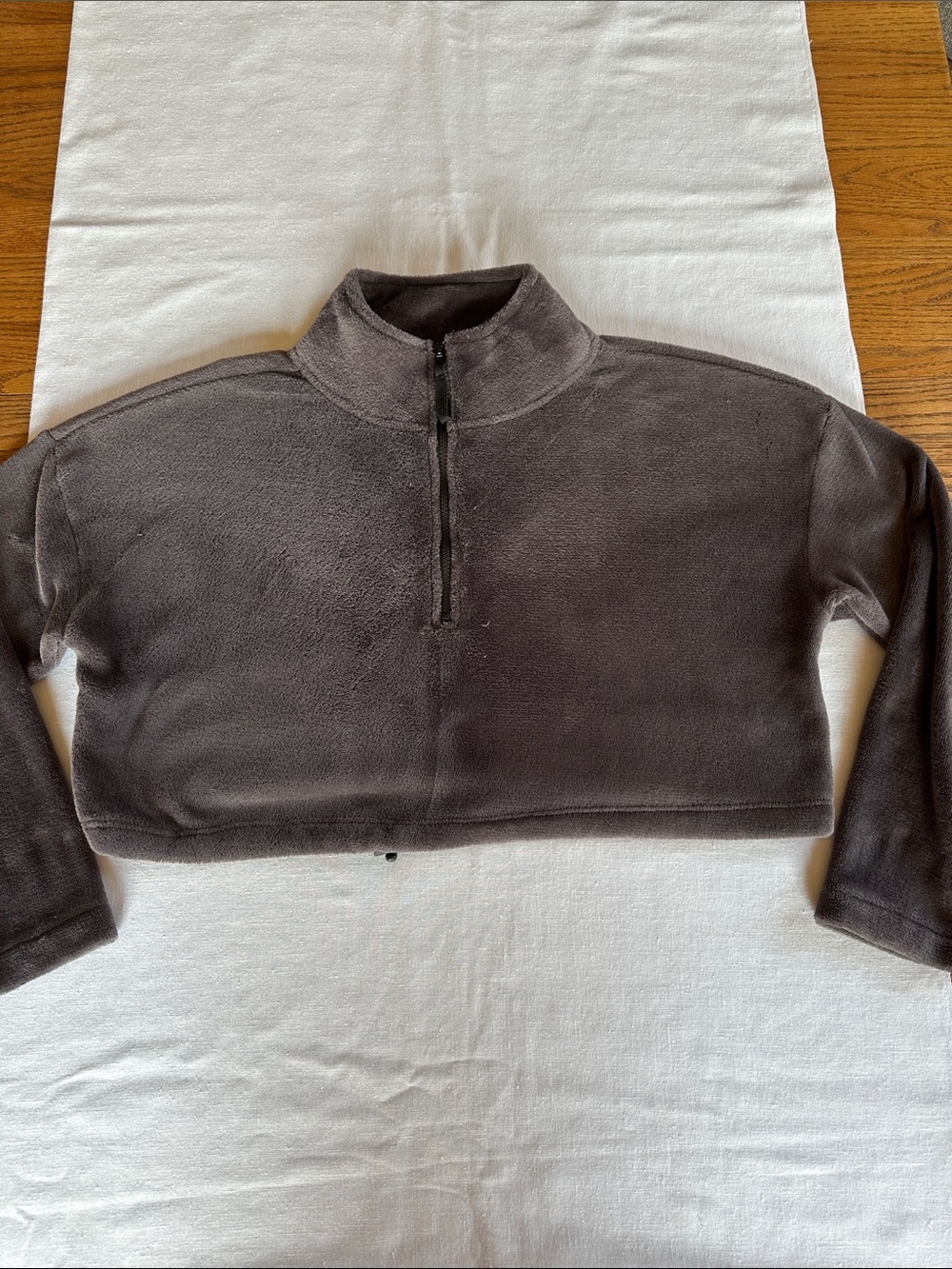 Urban Outfitters Angela Cropped Fleece Pullover M